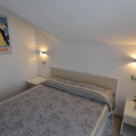 Homely In Italy Near 아파트