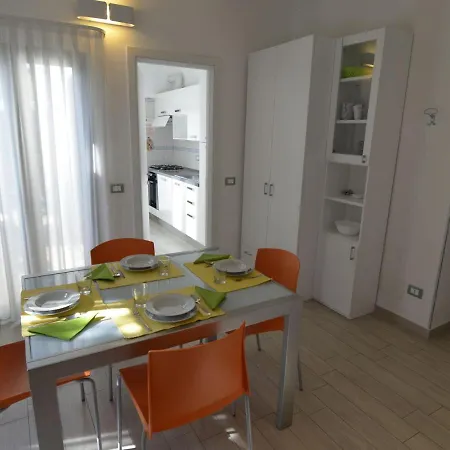 아파트 Homely In Italy Near 카톨리카