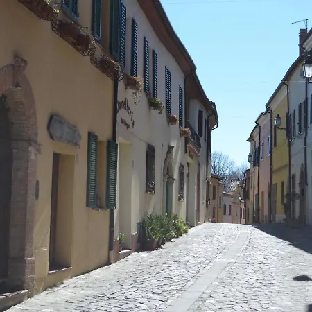 Homely In Italy Near 카톨리카